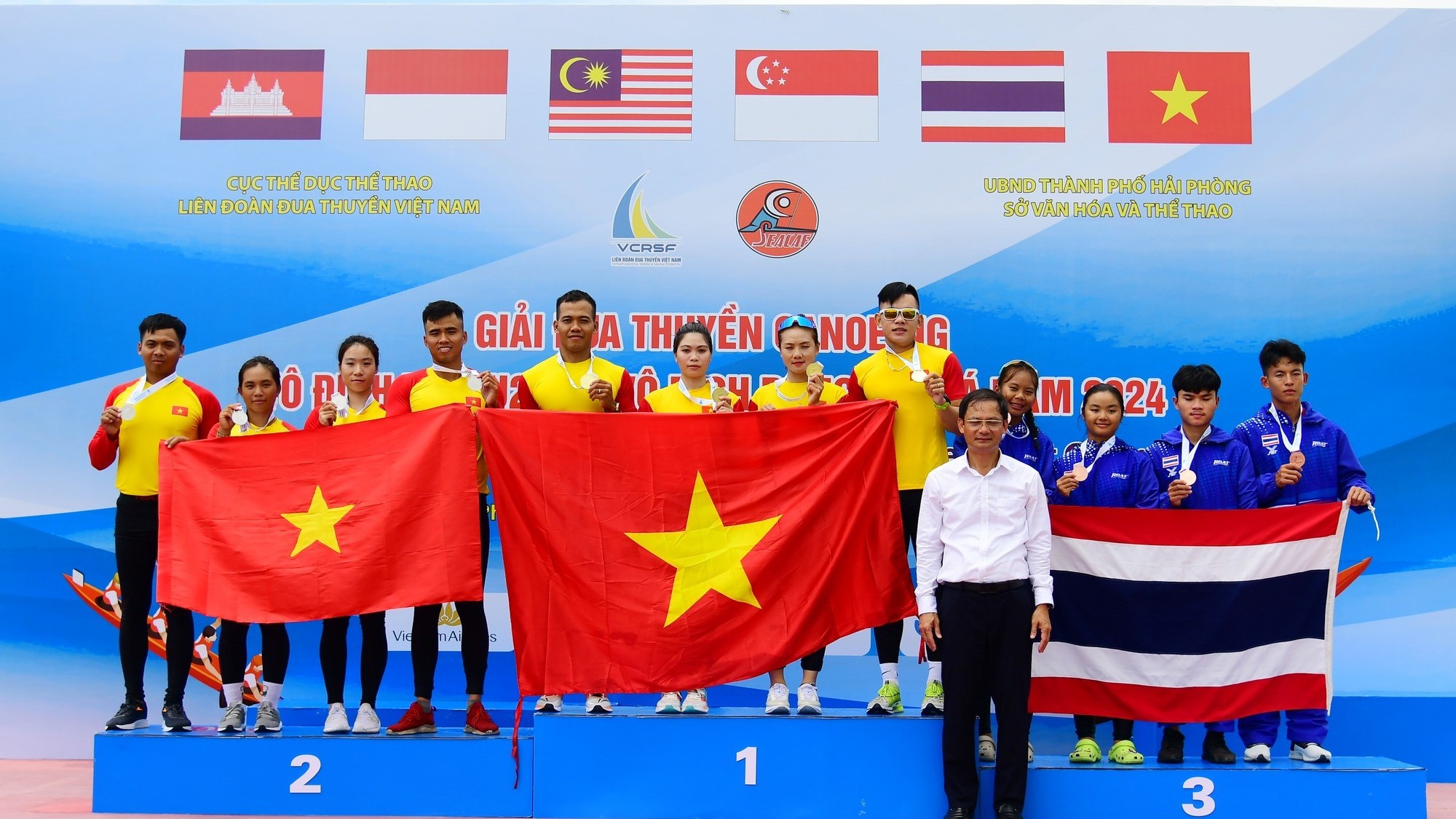 Việt Nam dẫn đầu áp đảo tại Giải Đua thuyền Canoe vô địch U19, U23 và vô địch Đông Nam Á