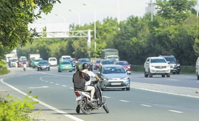 Đề xuất “thưởng” tới 5 triệu đồng cho người báo tin vi phạm giao thông