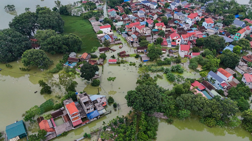 Chủ tịch UBND Thành phố chỉ đạo tập trung ứng phó nguy cơ mưa lũ, sạt lở đất, lũ ống, lũ quét