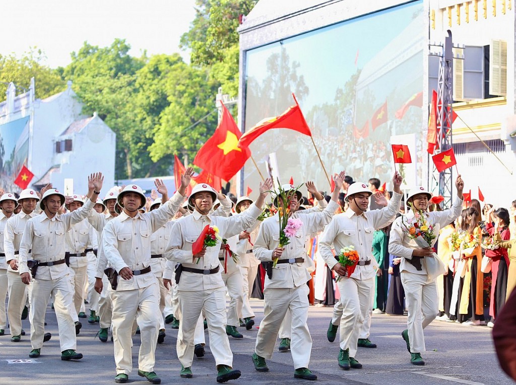 Hội thảo khoa học cấp quốc gia về xây dựng thành phố Hà Nội kết nối toàn cầu