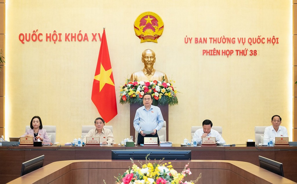 Phiên họp thứ 38 của Ủy ban Thường vụ Quốc hội xem xét, quyết định nhiều nội dung quan trọng