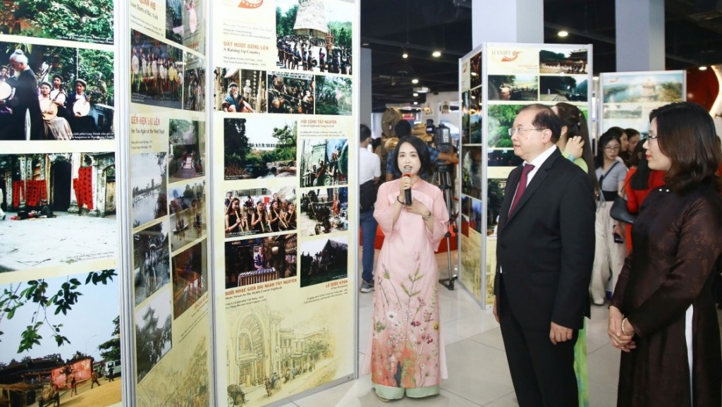 Triển lãm về các di sản Việt Nam được UNESCO công nhận qua thước phim điện ảnh