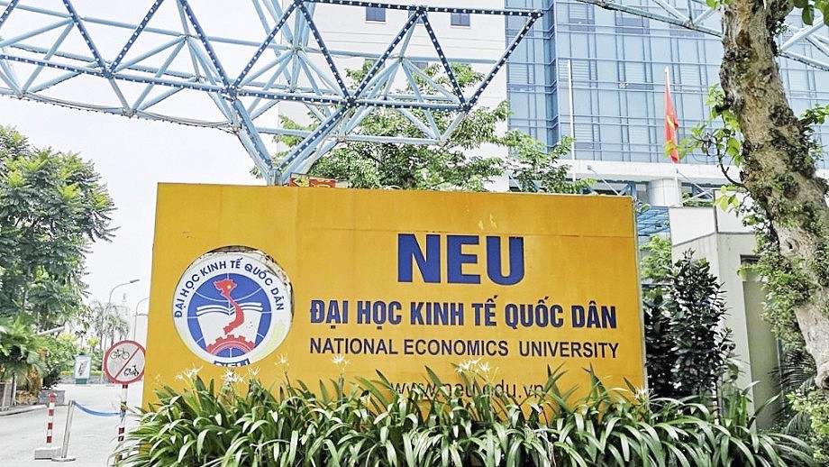 Chuyển Trường Đại học Kinh tế Quốc dân thành Đại học Kinh tế Quốc dân