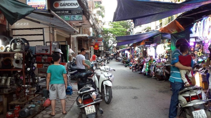 cho gioi ha noi xua va nay