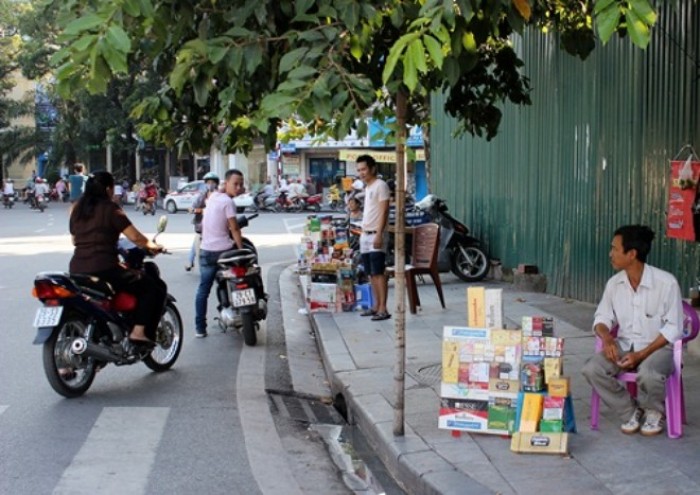 Cần xử lý cả người tiêu thụ hàng lậu