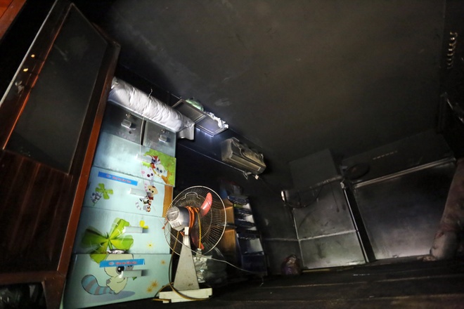 Nhiều tài sản bị thiêu rụi sau đám cháy ở chung cư Xa La