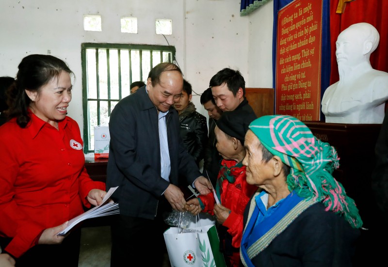 nang cao dan tri de co nen tang xoa doi giam ngheo lau dai