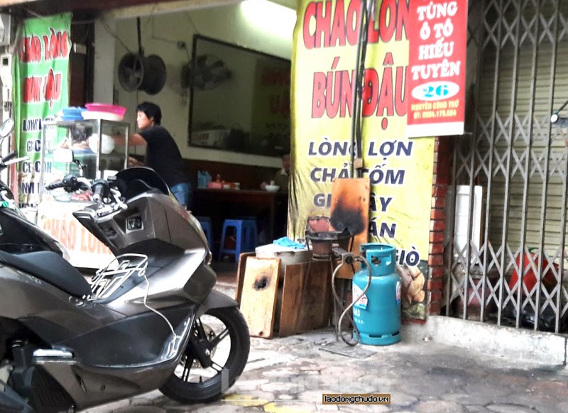 ha noi khi bom gas ra mat pho