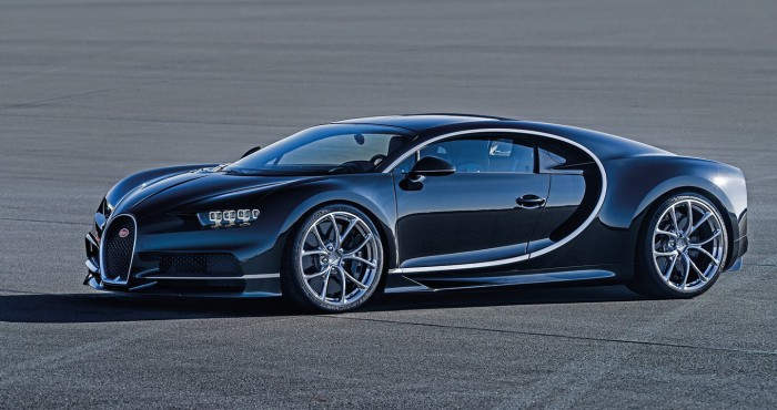 Bugatti Chiron - Xứng danh ông hoàng tốc độ