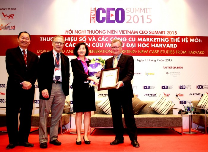Vinamilk được bình chọn là doanh nghiệp uy tín nhất trên truyền thông năm 2015