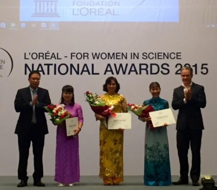 L’Oréal vinh danh bốn nhà khoa học nữ vì sức khỏe cộng đồng