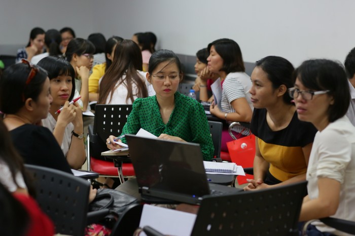 Gần 100 giáo viên Hà Nội nâng cao kỹ năng thuyết trình