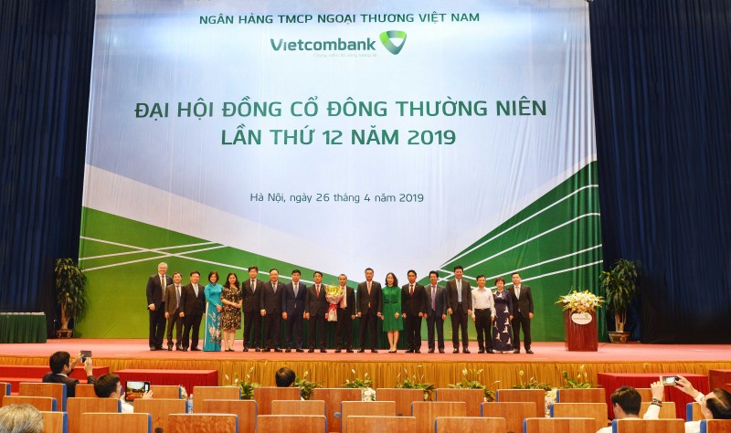 vietcombank to chuc thanh cong dai hoi dong co dong thuong nien lan thu 12
