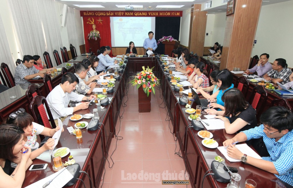 Cục trưởng Cục Quản lý lao động ngoài nước Nguyễn Ngọc Quỳnh thông tin về chương trình. Ảnh: laodongthudo.vn