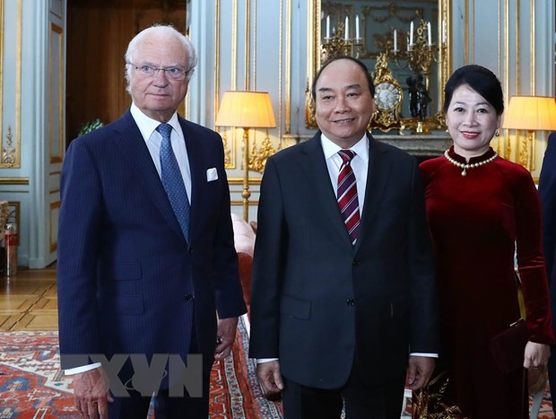 Thủ tướng Nguyễn Xuân Phúc hội kiến Quốc vương Thụy Điển Carl XVI Gustav
