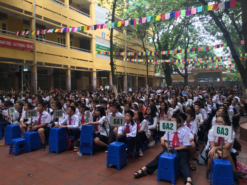 cham dut loi dung danh nghia de thu cac khoan ngoai quy dinh