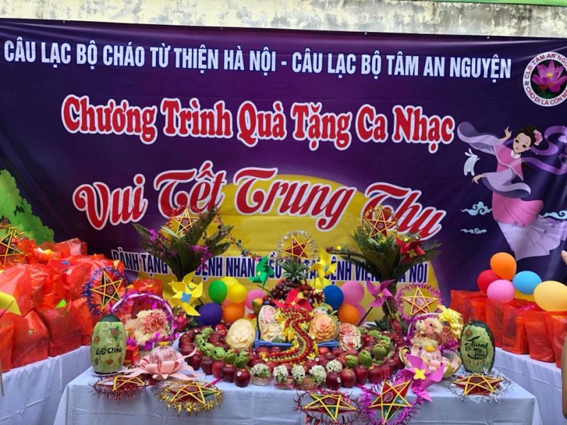 nhieu xuat qua trung thu den voi cac benh nhi tai benh vien e