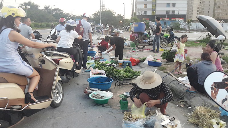 hop cho duoi long duong tiem an nguy co mat an toan giao thong