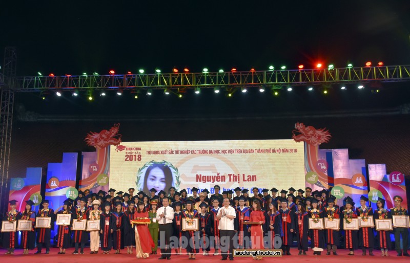 ha noi tuyen duong 88 thu khoa xuat sac nam 2018