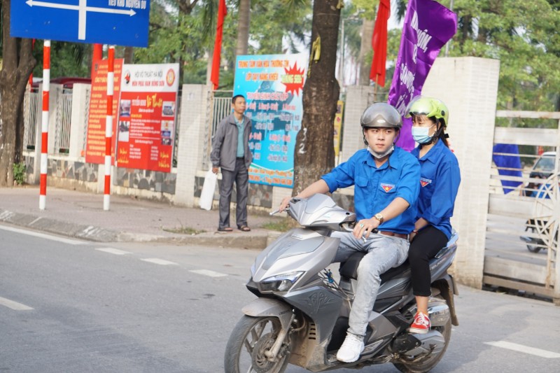 hang tram thanh nien dieu hanh huong ung thang hanh dong quoc gia ve dan so