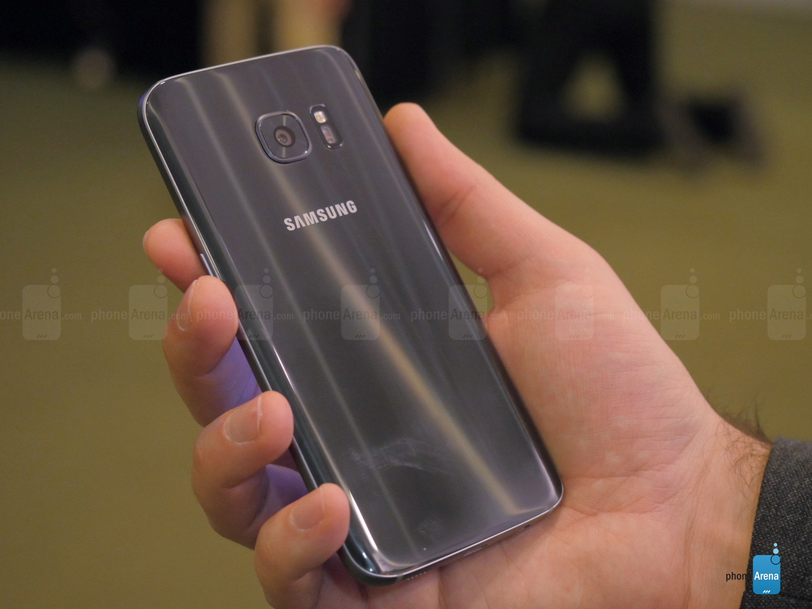 So sánh nhanh Samsung Galaxy S7 và LG G5