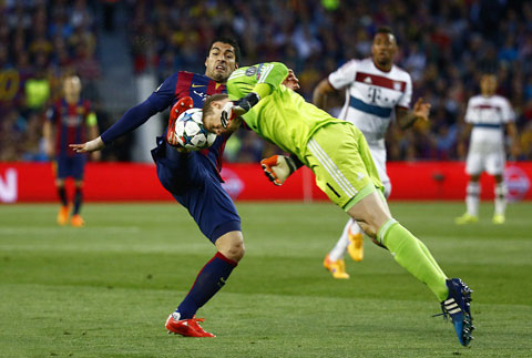 Barca 3-0 Bayern: Messi tỏa sáng trong ngày về buồn của Pep