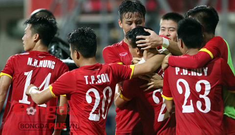 Thắng nhẹ U23 Lào, U23 Việt Nam trở lại ngôi đầu bảng B