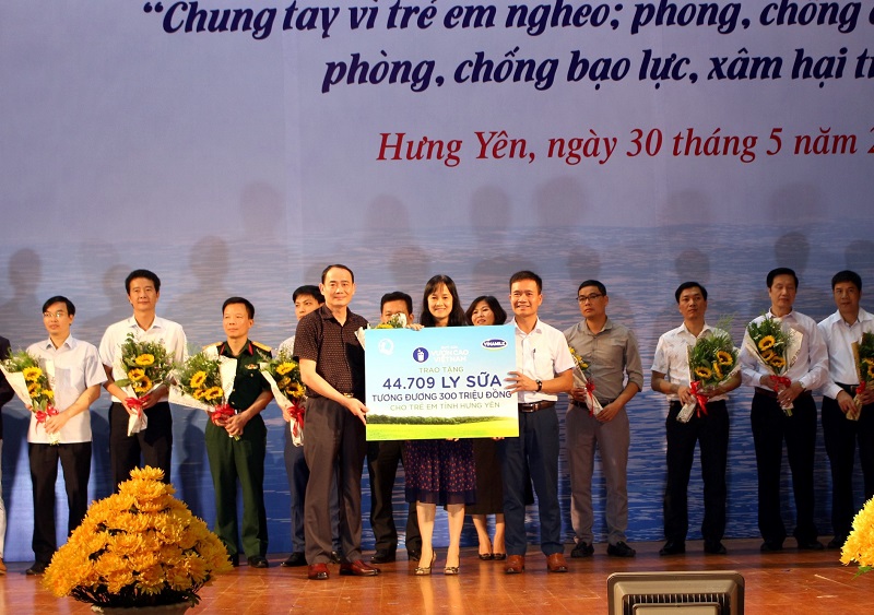 quy sua vuon cao viet nam va vinamilk chung tay vi tre em hung yen