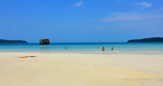 nhung bien dao hut du khach viet cua campuchia