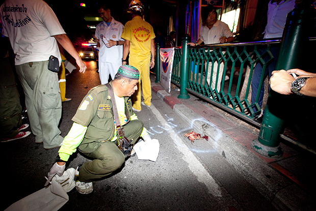 Ảnh: Bangkok ngổn ngang sau vụ nổ bom kinh hoàng - 6