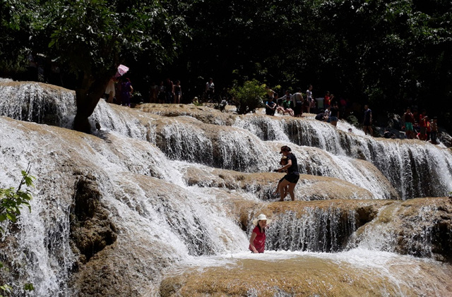 Chiêm ngưỡng dòng thác kỳ vỹ, hoang sơ bậc nhất xứ Thanh