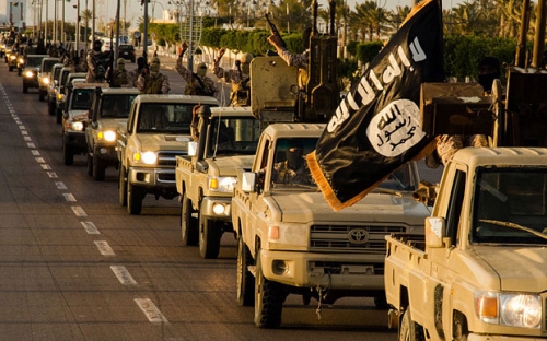 Nguồn gốc bí ẩn những chiếc xe hơi của phiến quân IS - Ảnh 2