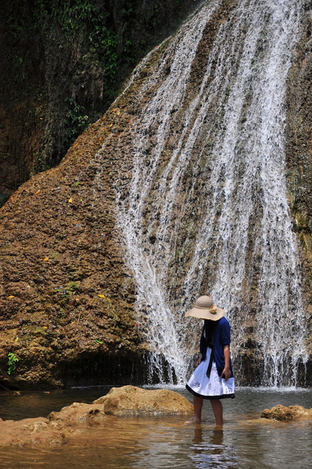 lac buoc quen loi ve o thien duong hoa moc chau thang 11