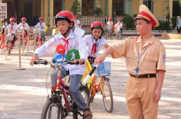 ha noi tang cuong bao dam an ninh an toan giao thong truong hoc