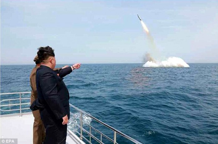 Triều Tiên phóng tên lửa tầm ngắn về phía biển Nhật Bản