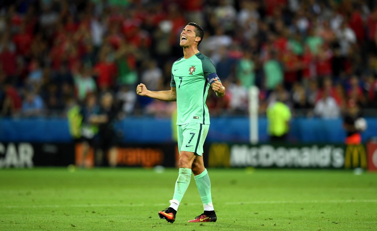 ronaldo vua sut bong kien tao va ghi ban o euro