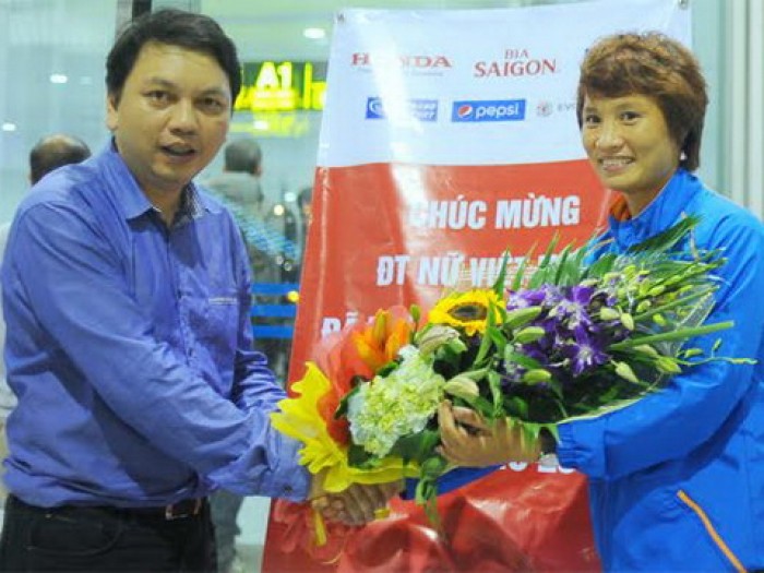 ‘Messi Thái’ sẽ tới Mỹ Đình, tuyển nữ Việt Nam được nghỉ sau vòng loại thứ 2