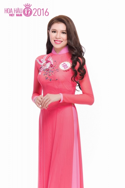 can canh nhan sac thi sinh phia bac trong bo anh ao dai da hoi