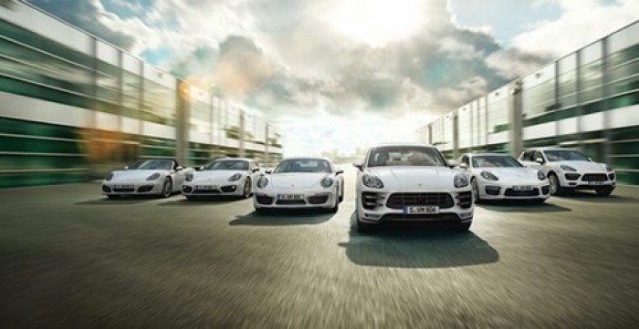 Porsche bán hơn 225.000 xe năm 2015