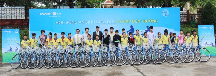 Tập đoàn Bảo Việt tài trợ 5 tỷ đồng cho Học Viện Tài chính