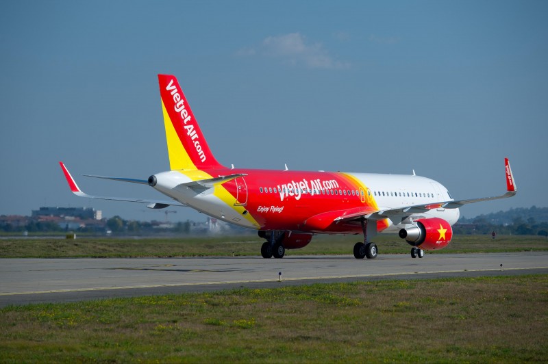 vietjet mo 2 duong bay moi tphcm cao hung va ha noi dai bac