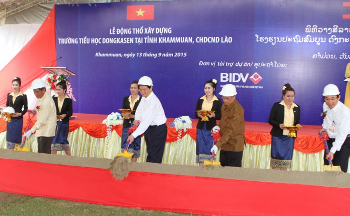 BIDV tài trợ 200.000 USD xây dựng trường học tại Khammuan- Lào