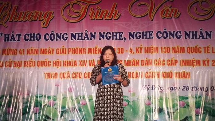 thiet thuc chao mung thang cong nhan