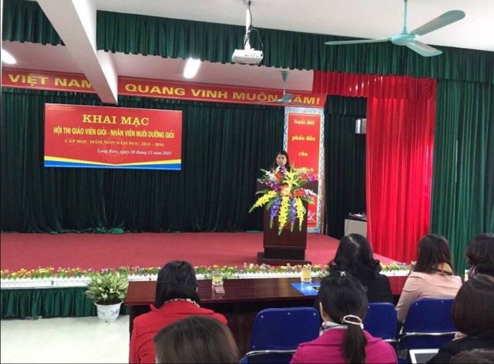 Hơn 100 giáo viên thi giáo viên dạy giỏi quận Long Biên