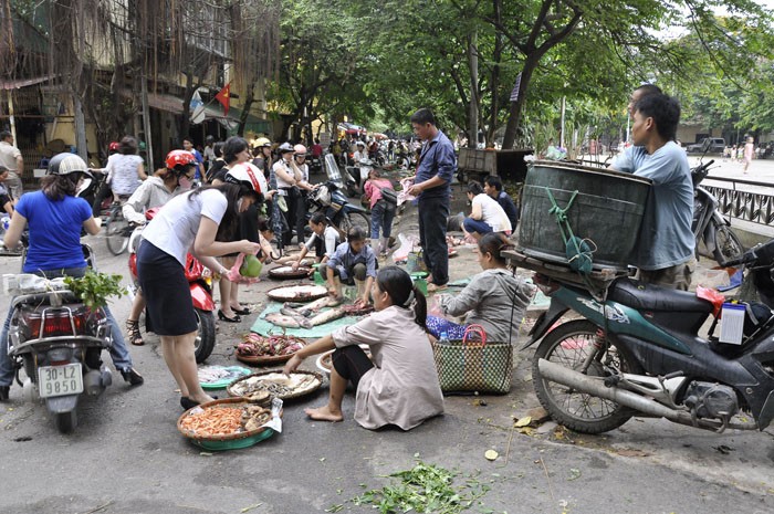 Tăng cường quản lý chợ trên địa bàn Thành phố