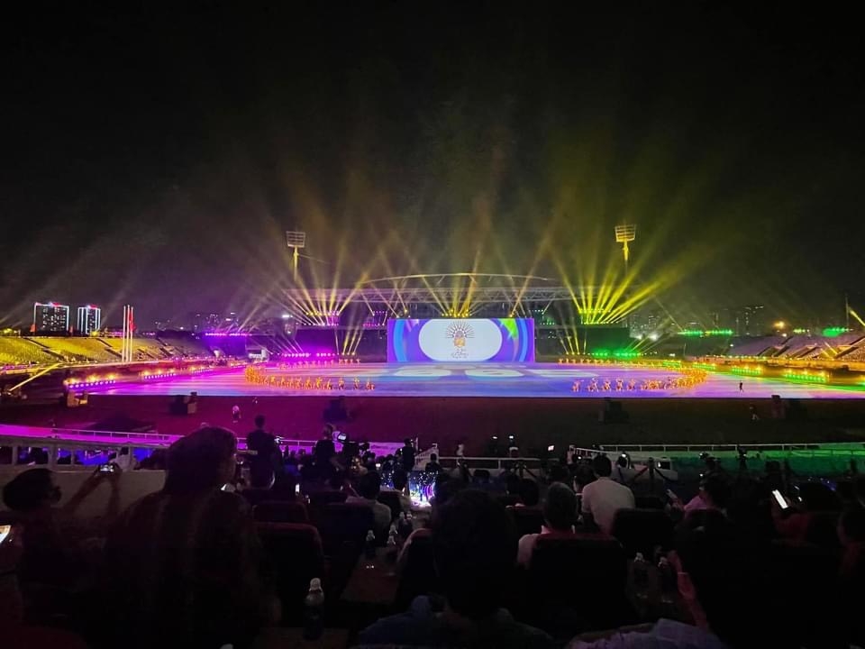 Sân vận động Quốc gia Mỹ Đình bừng sáng trước ngày khai mạc SEA Games 31