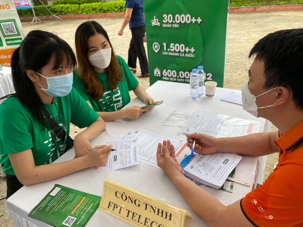 Gần 1.300 chỉ tiêu tuyển dụng tại Phiên giao dịch việc làm lưu động huyện Mê Linh