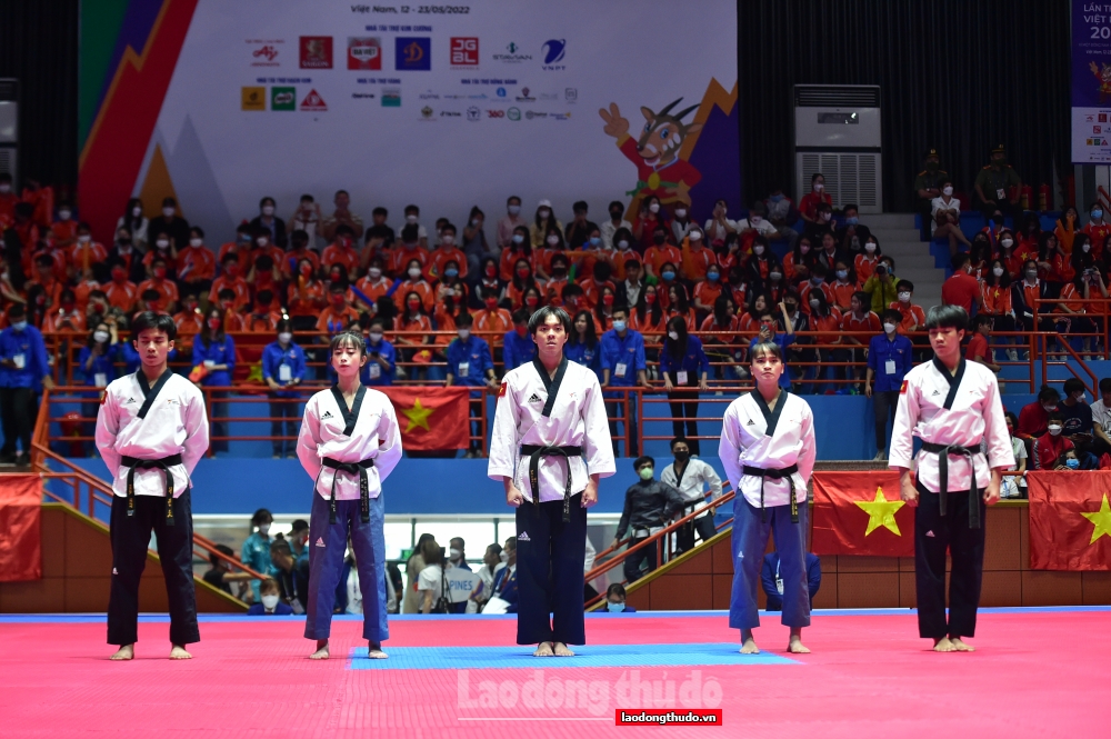 Taekwondo Việt Nam xuất sắc giành 4 Huy chương Vàng trong ngày đầu ra quân
