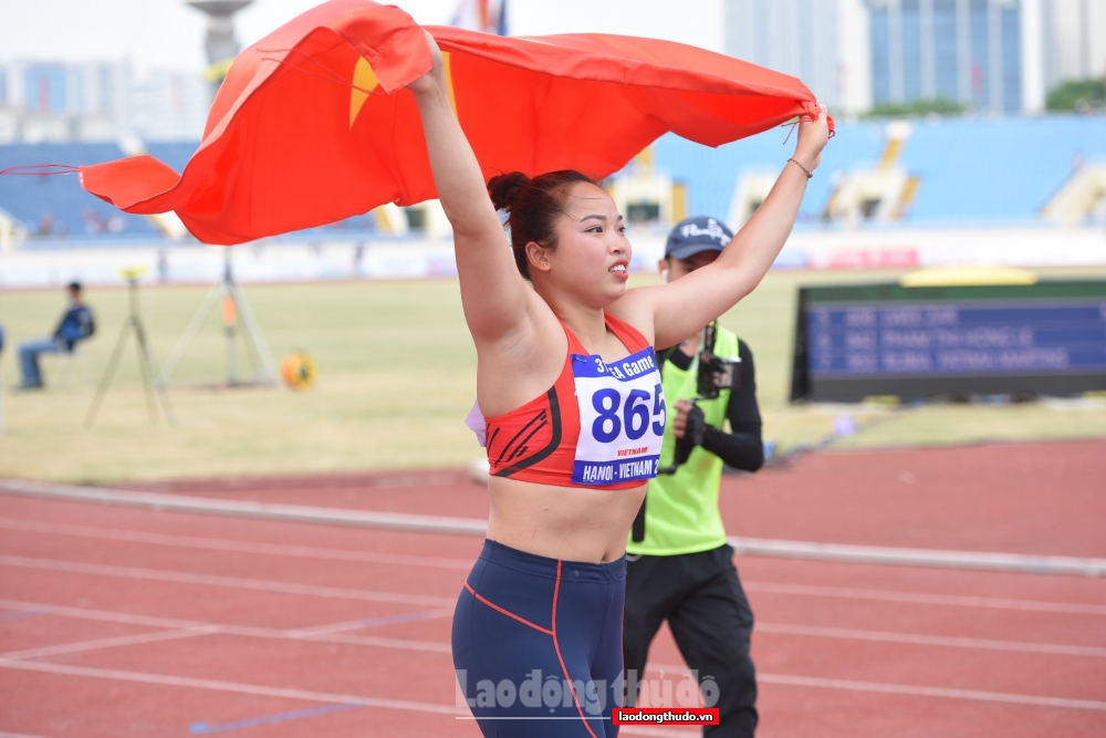 Lò Thị Hoàng phá kỷ lục SEA Games 31 nội dung ném lao nữ