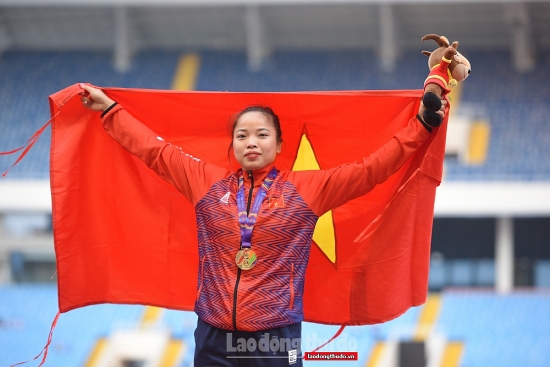 Lò Thị Hoàng phá kỷ lục SEA Games 31 nội dung ném lao nữ